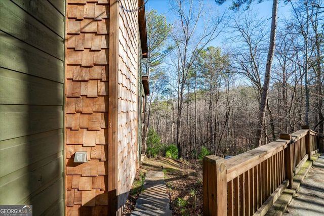 411 Gunite Circle, Ellijay, GA 30540