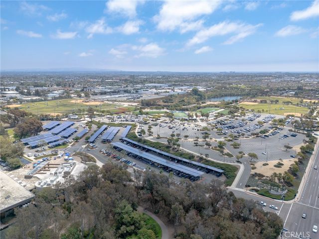 6911 Rio Vista, Huntington Beach, CA 92647