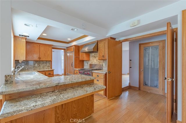 6911 Rio Vista, Huntington Beach, CA 92647