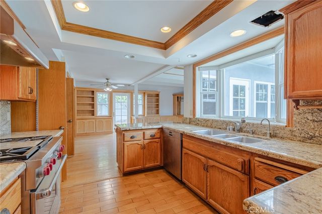 6911 Rio Vista, Huntington Beach, CA 92647