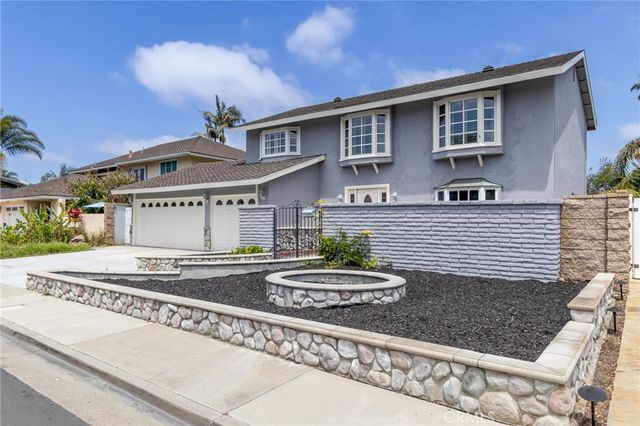 6911 Rio Vista, Huntington Beach, CA 92647