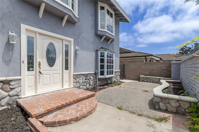 6911 Rio Vista, Huntington Beach, CA 92647