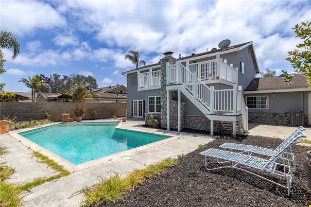 6911 Rio Vista, Huntington Beach, CA 92647