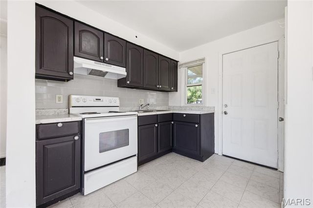 8115 Myrick Street, Berkeley, MO 63134
