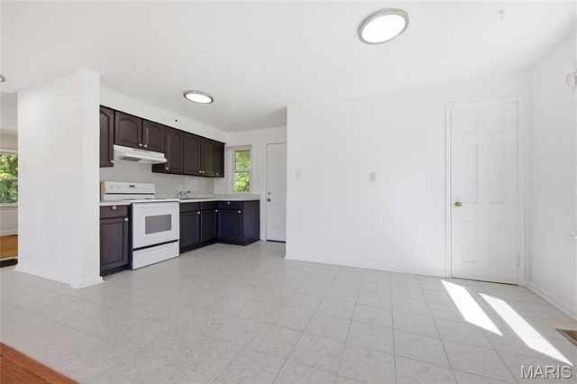 8115 Myrick Street, Berkeley, MO 63134