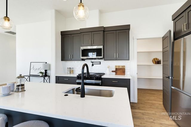 3842 W Spring House Ln, Eagle, ID 83616