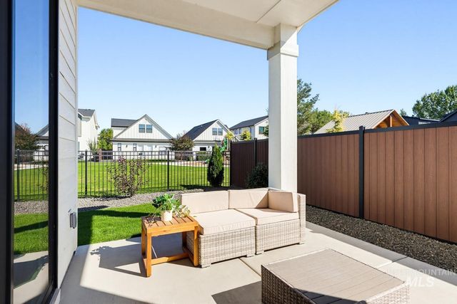 3842 W Spring House Ln, Eagle, ID 83616