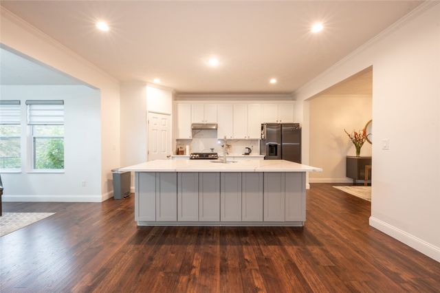 104 Chesapeake drive, Jefferson Hills, PA 15236