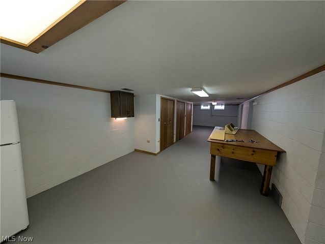 35477 Hobbie Drive, Eastlake, OH 44095