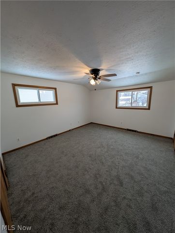 35477 Hobbie Drive, Eastlake, OH 44095