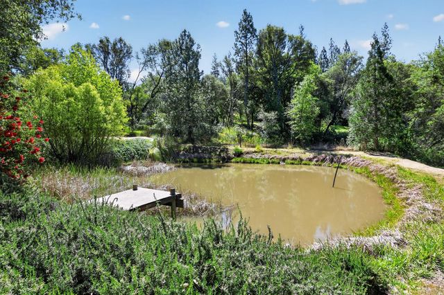15655 Rough And Ready Hwy, Rough And Ready, CA 95975