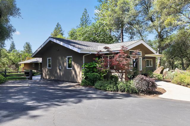 15655 Rough And Ready Hwy, Rough And Ready, CA 95975