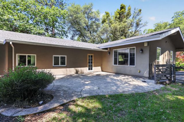 15655 Rough And Ready Hwy, Rough And Ready, CA 95975