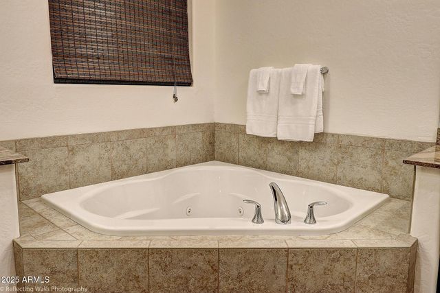 3163 E LOS ALTOS Court, Gilbert, AZ 85297