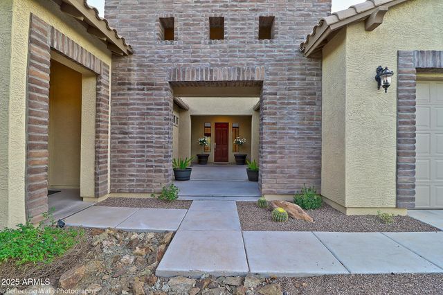 3163 E LOS ALTOS Court, Gilbert, AZ 85297