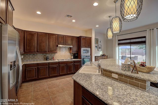 3163 E LOS ALTOS Court, Gilbert, AZ 85297