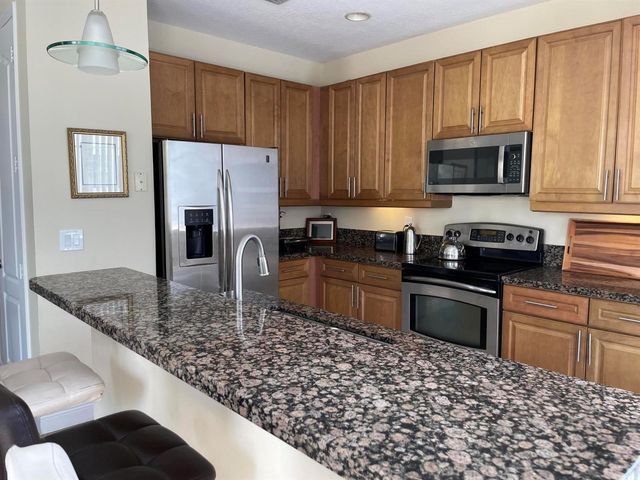 552 NW 39th Circle N, Boca Raton, FL 33431