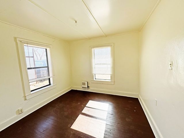 605 E Ave E, Alpine, TX 79830