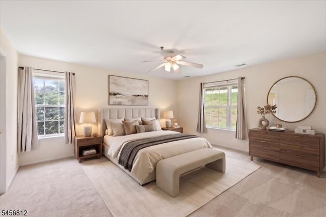 1233 King Ct, Green Brook Twp., NJ 08812