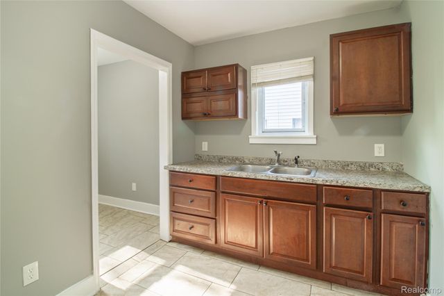 15771 Mark Twain Street, Detroit, MI 48227