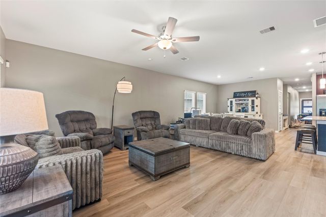 38527 Winding Meadows Drive, Magnolia, TX 77354