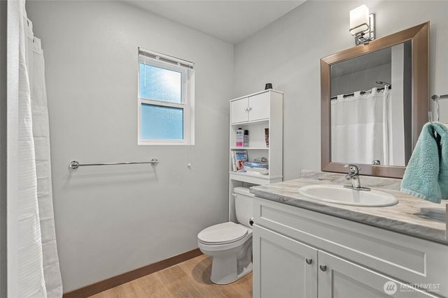 1272 Admirals Drive, Coupeville, WA 98239