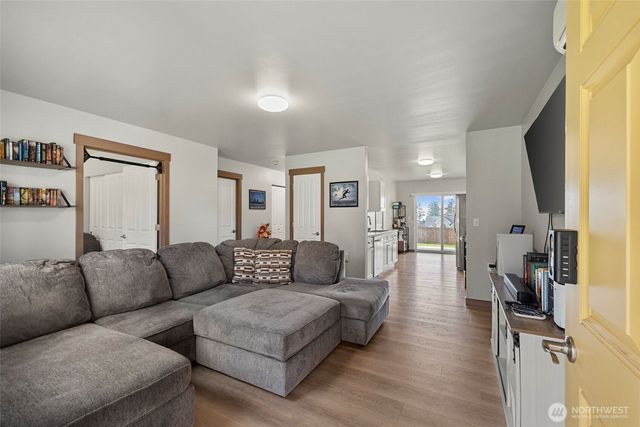 1272 Admirals Drive, Coupeville, WA 98239