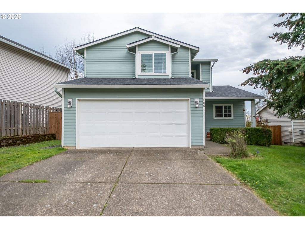1067 Sw FALCON CREST Dr, Dundee, OR 97115