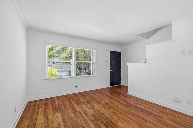 2232 Dunseath Avenue 105, Atlanta, GA 30318
