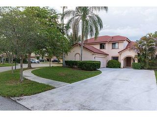 9561 NW 18th Court, Plantation, FL 33322
