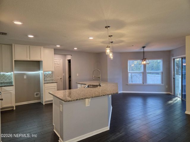 12766 CHANDLERS CROSSING Lane, Jacksonville, FL 32226