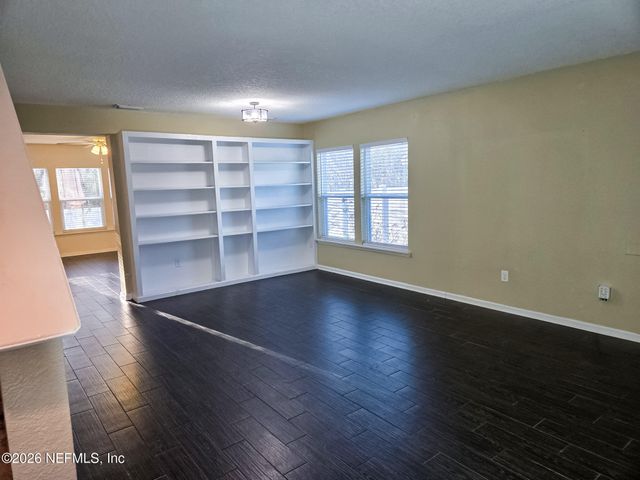 12766 CHANDLERS CROSSING Lane, Jacksonville, FL 32226