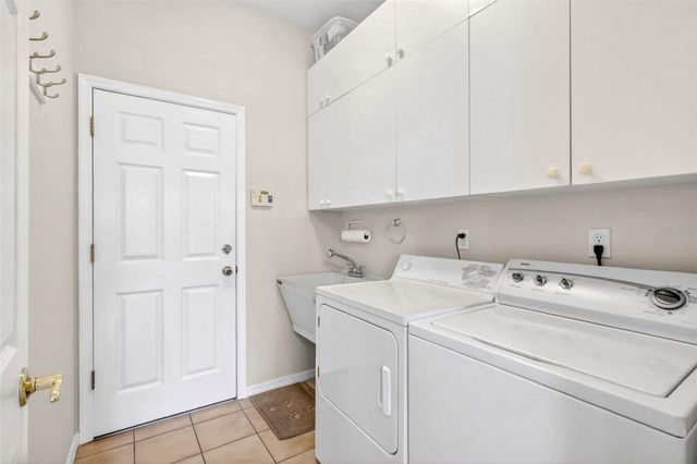 5425 MATTHEW COURT, Sarasota, FL 34231