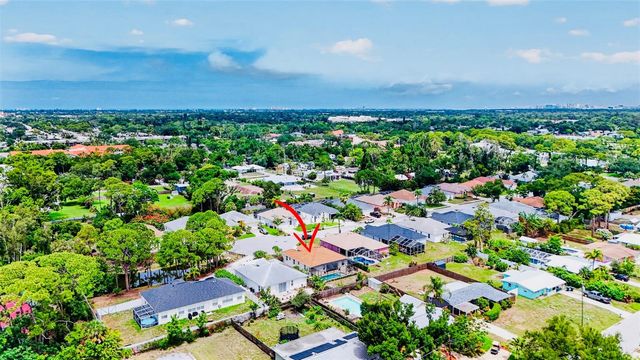 5425 MATTHEW COURT, Sarasota, FL 34231