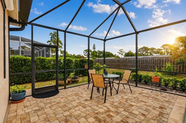 5425 MATTHEW COURT, Sarasota, FL 34231