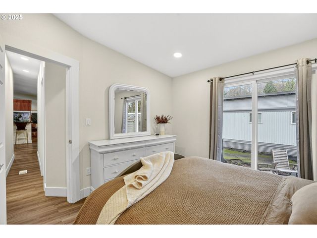 25297 E WELCHES Rd 45, Welches, OR 97067