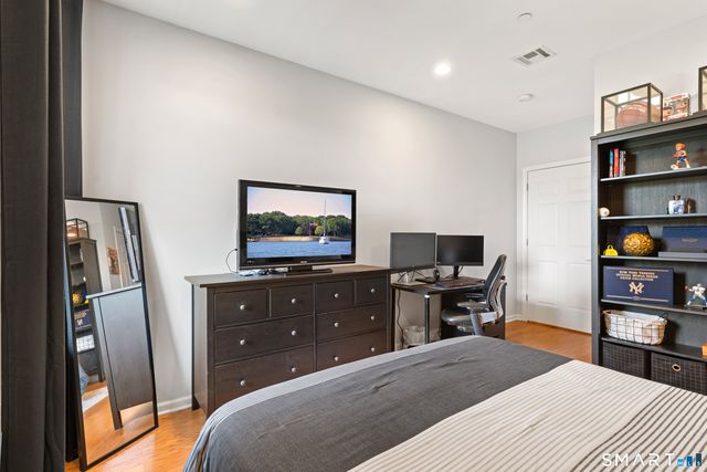 60 Maple Street 39, Branford, CT 06405