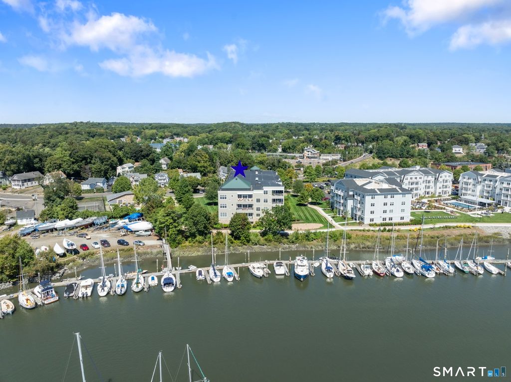 60 Maple Street 39, Branford, CT 06405