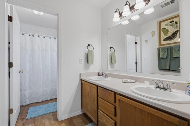 30 Sheba Place, Los Lunas, NM 87031