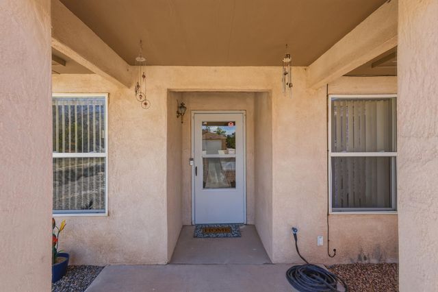 30 Sheba Place, Los Lunas, NM 87031