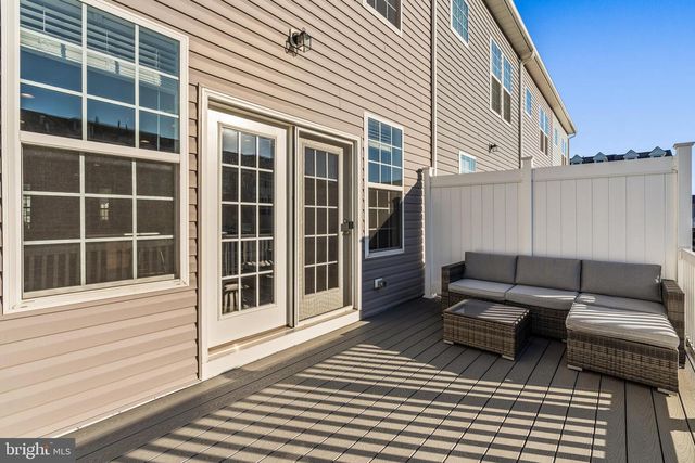 7709 PRESIDENTIAL PKWY, Upper Marlboro, MD 20774