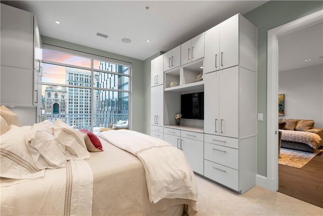 301 5th Avenue 720, Downtown Pgh, PA 15222