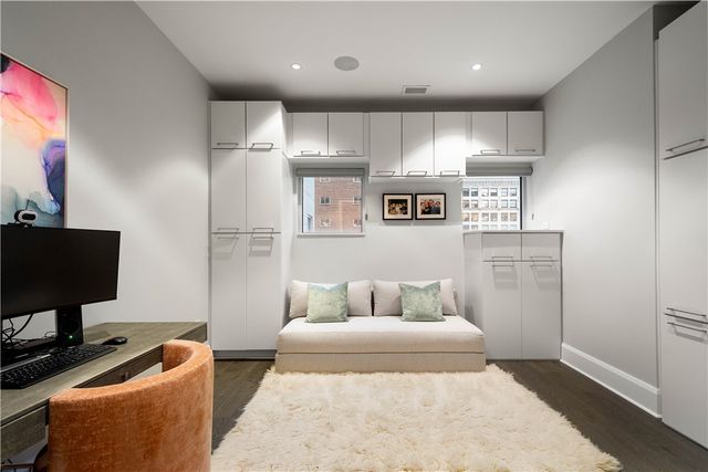 301 5th Avenue 720, Downtown Pgh, PA 15222