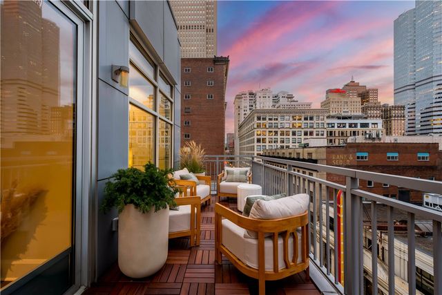 301 5th Avenue 720, Downtown Pgh, PA 15222