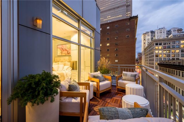 301 5th Avenue 720, Downtown Pgh, PA 15222