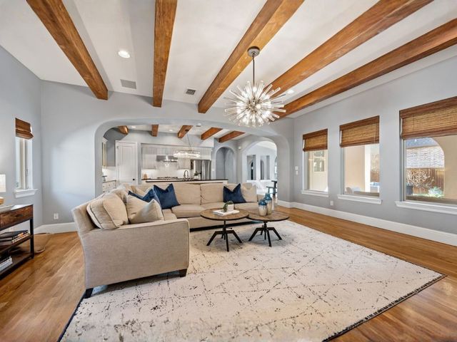 2304 Cardinal Boulevard, Carrollton, TX 75010