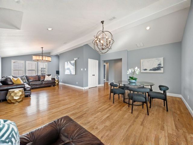 2304 Cardinal Boulevard, Carrollton, TX 75010