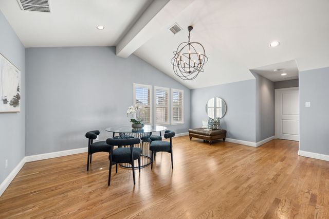 2304 Cardinal Boulevard, Carrollton, TX 75010