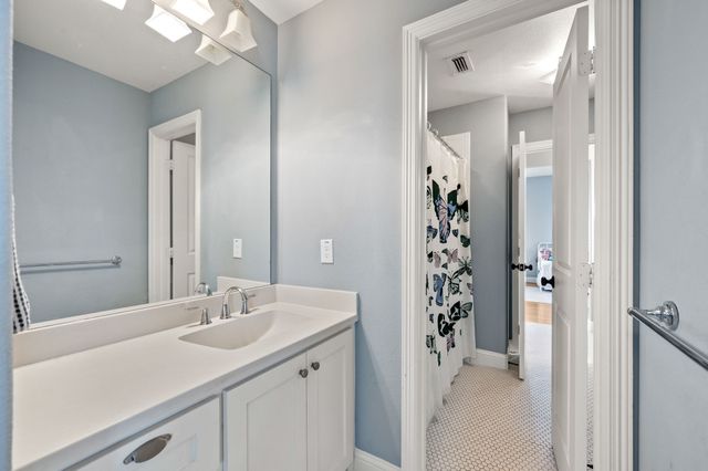 2304 Cardinal Boulevard, Carrollton, TX 75010