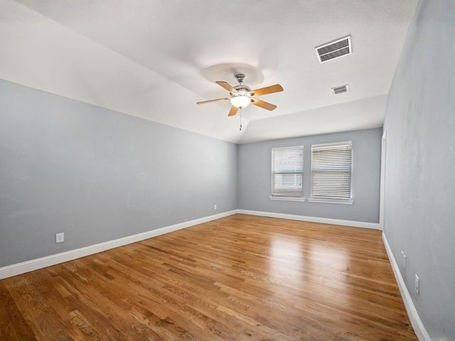 2304 Cardinal Boulevard, Carrollton, TX 75010